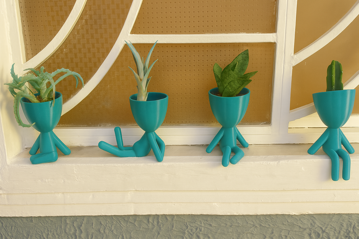Kit com 4 Vasos Bob Robert – Decoração Criativa para Suculentas