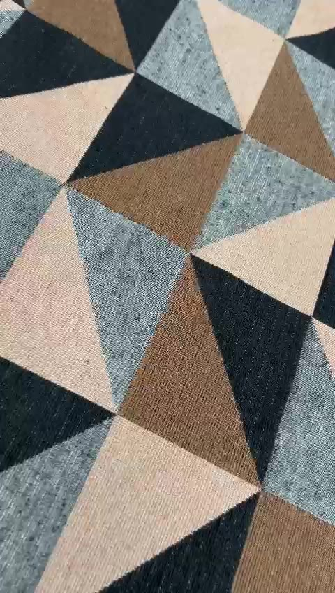 Tapete Redondo Estampado 1,20m x 1,20m Antiderrapante – Conforto e Estilo para sua Casa