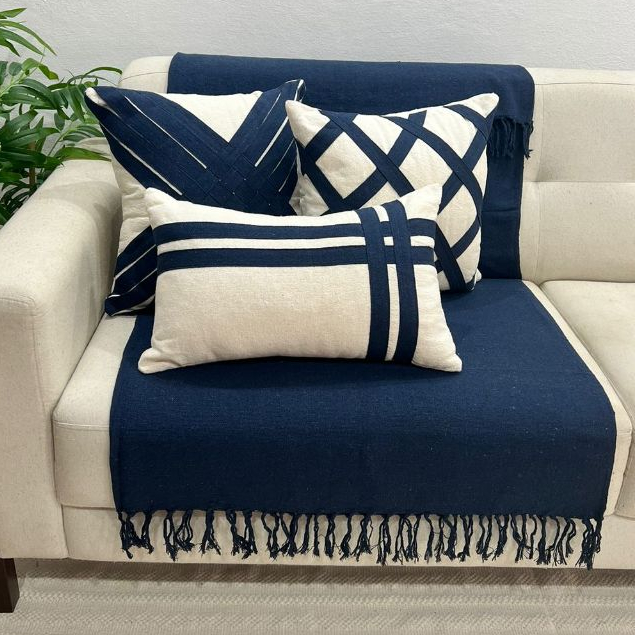 Kit de Almofadas Fita Azul Marinho – Estilo Rústico Boho Artesanal para Sofá e Cama