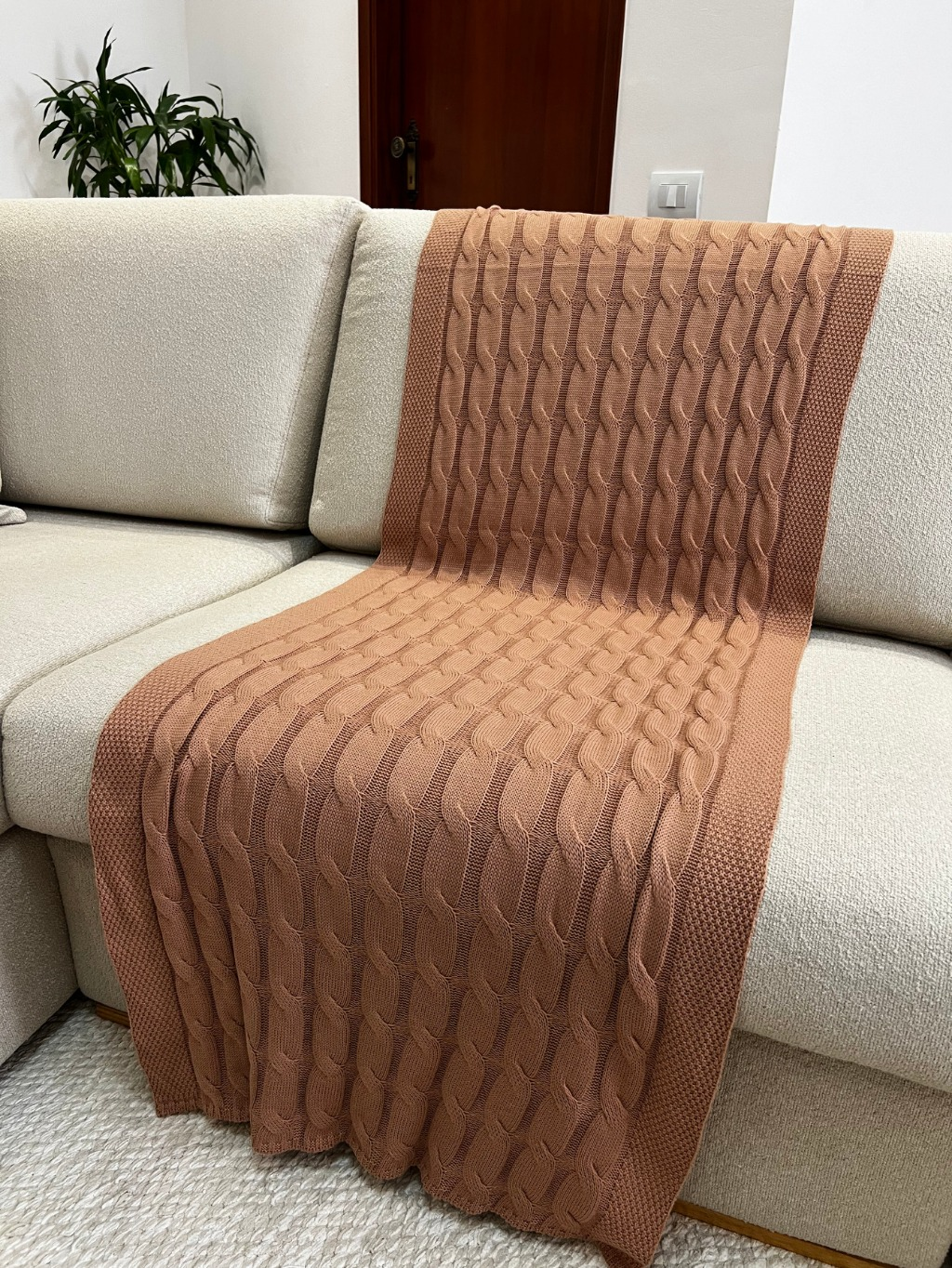 Peseira Manta Trança em Tricot 180x60cm – Sofá, Cama Casal e Decoração