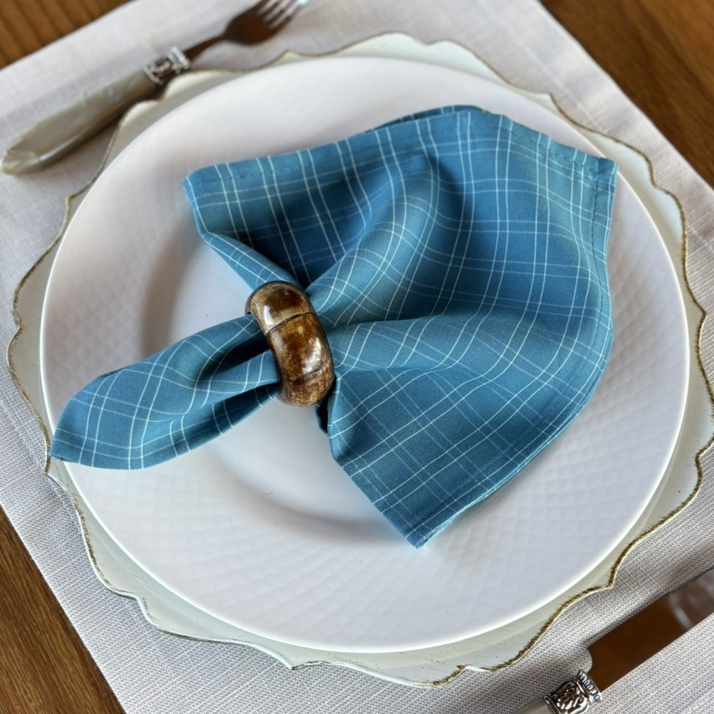 Kit 4 Guardanapos de Algodão Premium 35x35 cm com Bainha – Mesa Posta Elegante