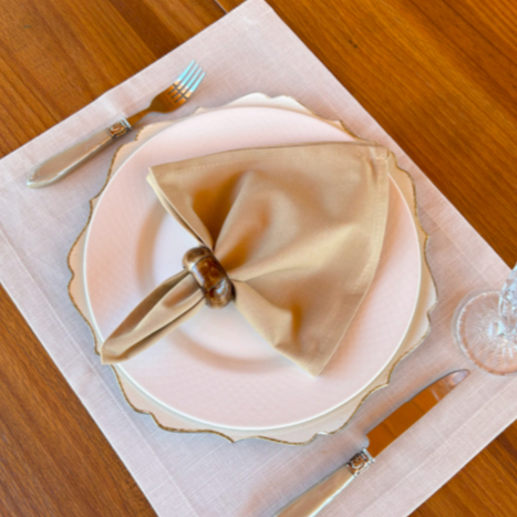 Kit 4 Guardanapos de Algodão Premium 35x35 cm com Bainha – Mesa Posta Elegante