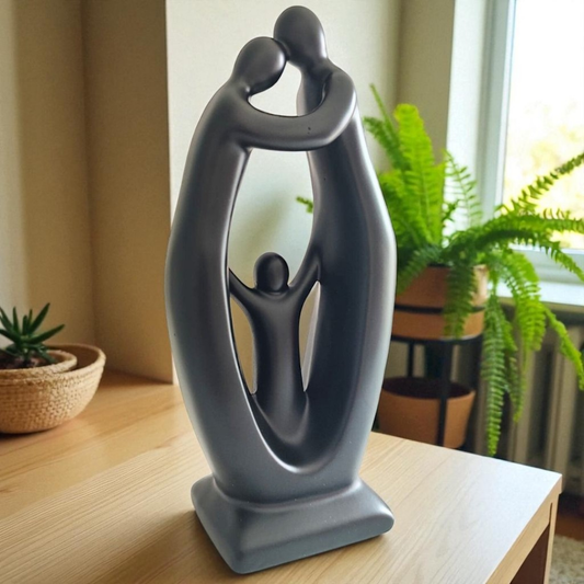 Escultura Decorativa Família – Pai, Mãe e Filho