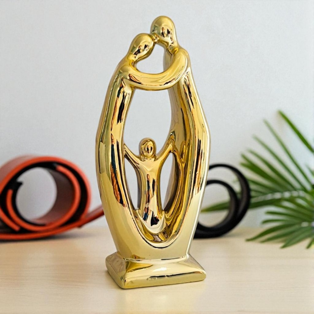Escultura Decorativa Família – Pai, Mãe e Filho