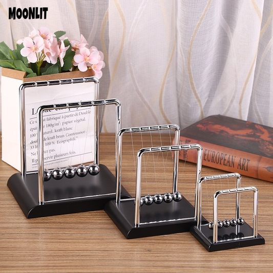 Pêndulo de Newton Decorativo – Bolas de Equilíbrio Clássico