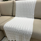 Peseira Manta Trança em Tricot 180x60cm – Sofá, Cama Casal e Decoração