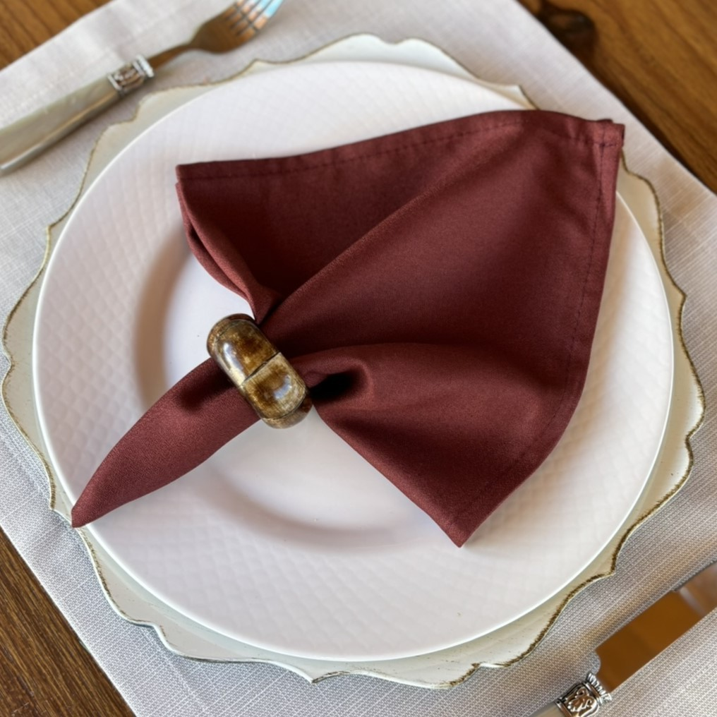 Kit 4 Guardanapos de Algodão Premium 35x35 cm com Bainha – Mesa Posta Elegante