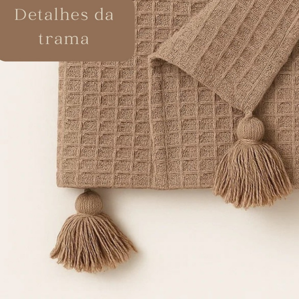 Manta Pompom Algodão 1,40m x 1,40m – Xale Decorativo para Sofá, Peseira e Decoração Rústica
